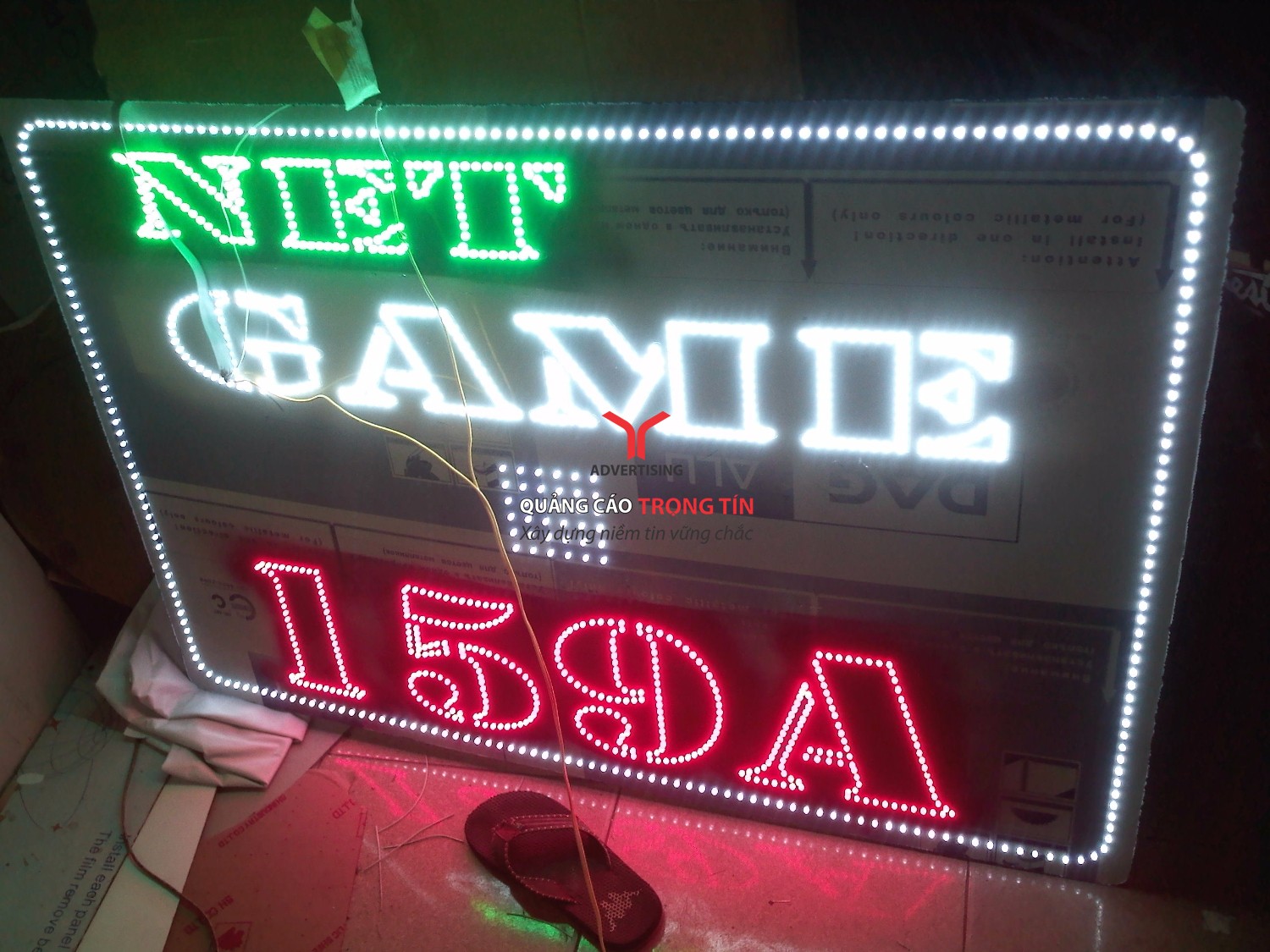bang-den-led